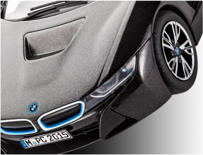 Revell-BMW-i8-Front